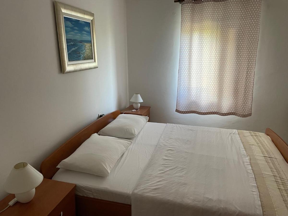 Holiday Home Noeli & Diego Karlobag Bagian luar foto